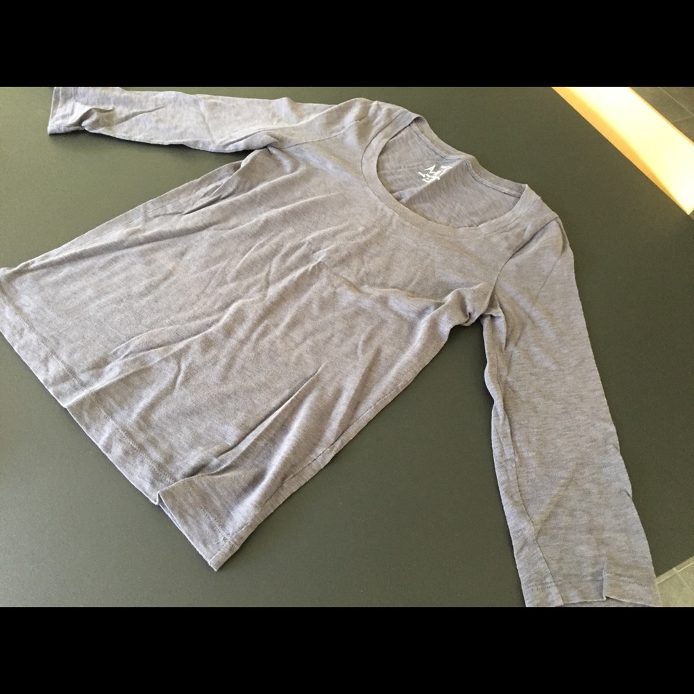 J Crew grey 3/4 sleeved tee shirt